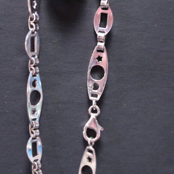 Vintage Silver Bracelet with Star and Circle Design - Picture 12 of 12